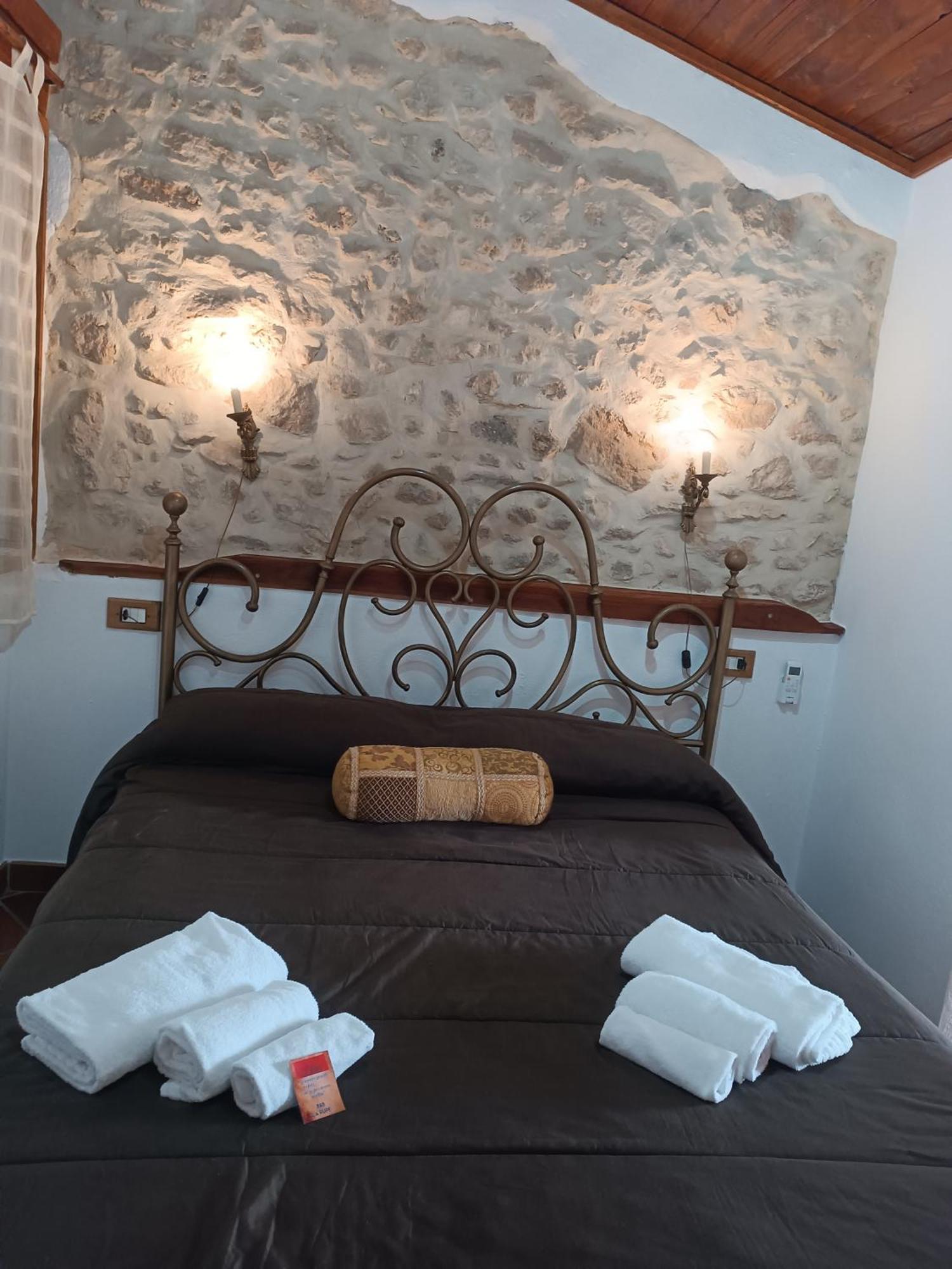 La Rupe Bed And Breakfast Norma Pokój zdjęcie